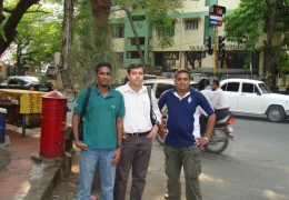 Photo Gallery with Prof. Karthikeyan & Mr. Madhava at Chennai, India 24246_345558329406_2296437_n